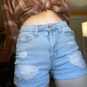 Stretch Curvy Mom Jean Shorts